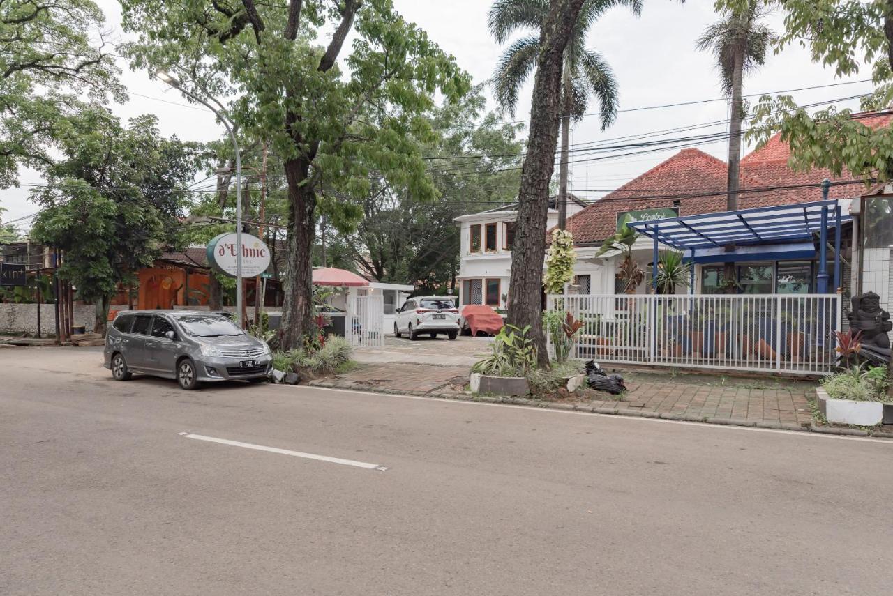 Hotel O Bandung Near Stadion Siliwangi Formerly The Ethnic Hotel Bandung Buitenkant foto
