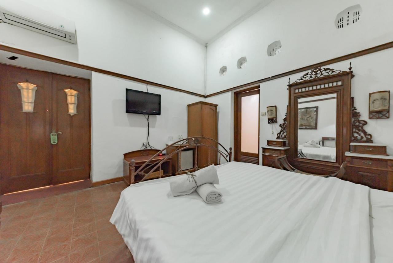 Hotel O Bandung Near Stadion Siliwangi Formerly The Ethnic Hotel Bandung Buitenkant foto