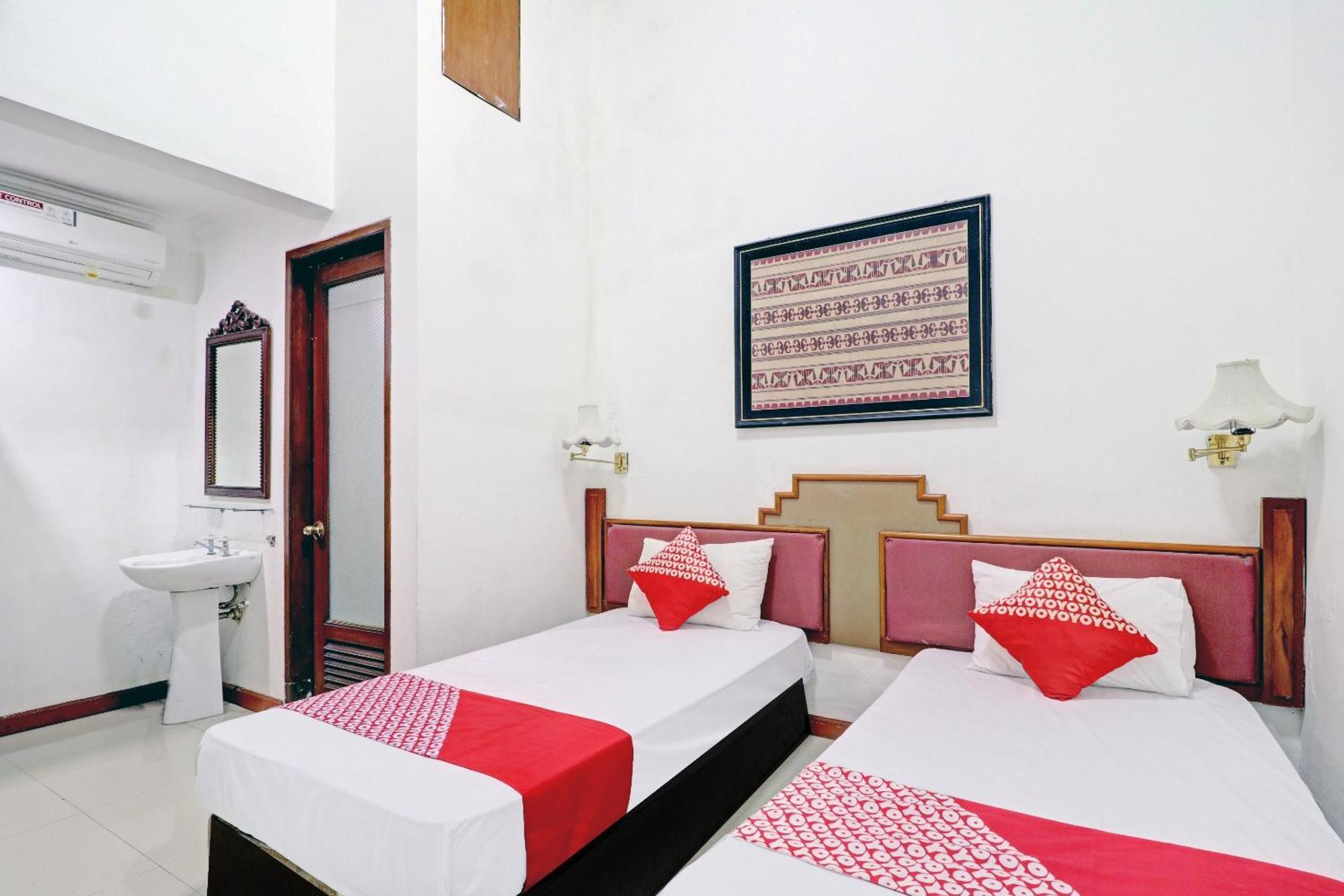 Hotel O Bandung Near Stadion Siliwangi Formerly The Ethnic Hotel Bandung Buitenkant foto