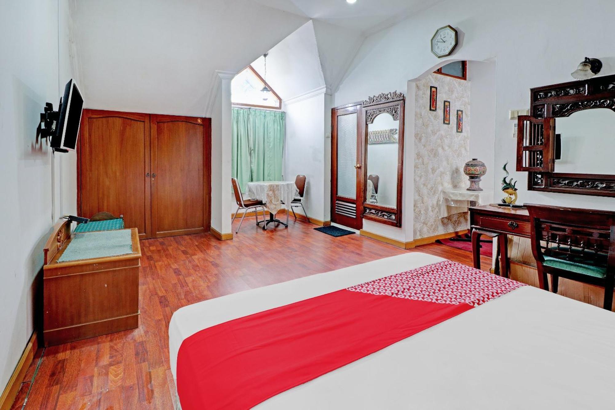 Hotel O Bandung Near Stadion Siliwangi Formerly The Ethnic Hotel Bandung Buitenkant foto