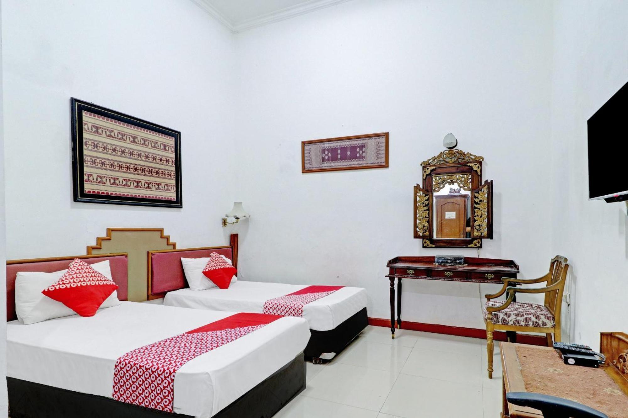 Hotel O Bandung Near Stadion Siliwangi Formerly The Ethnic Hotel Bandung Buitenkant foto