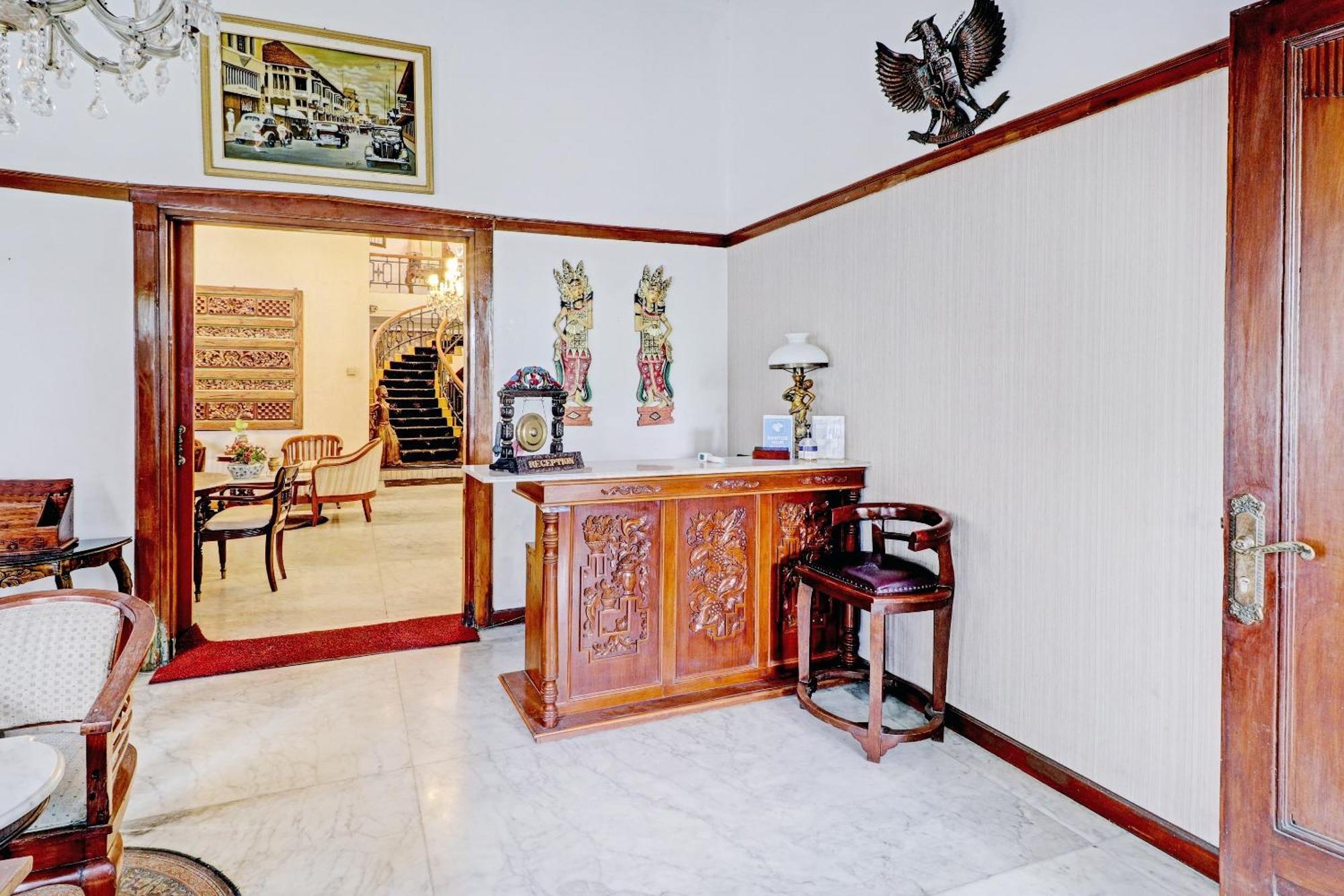 Hotel O Bandung Near Stadion Siliwangi Formerly The Ethnic Hotel Bandung Buitenkant foto